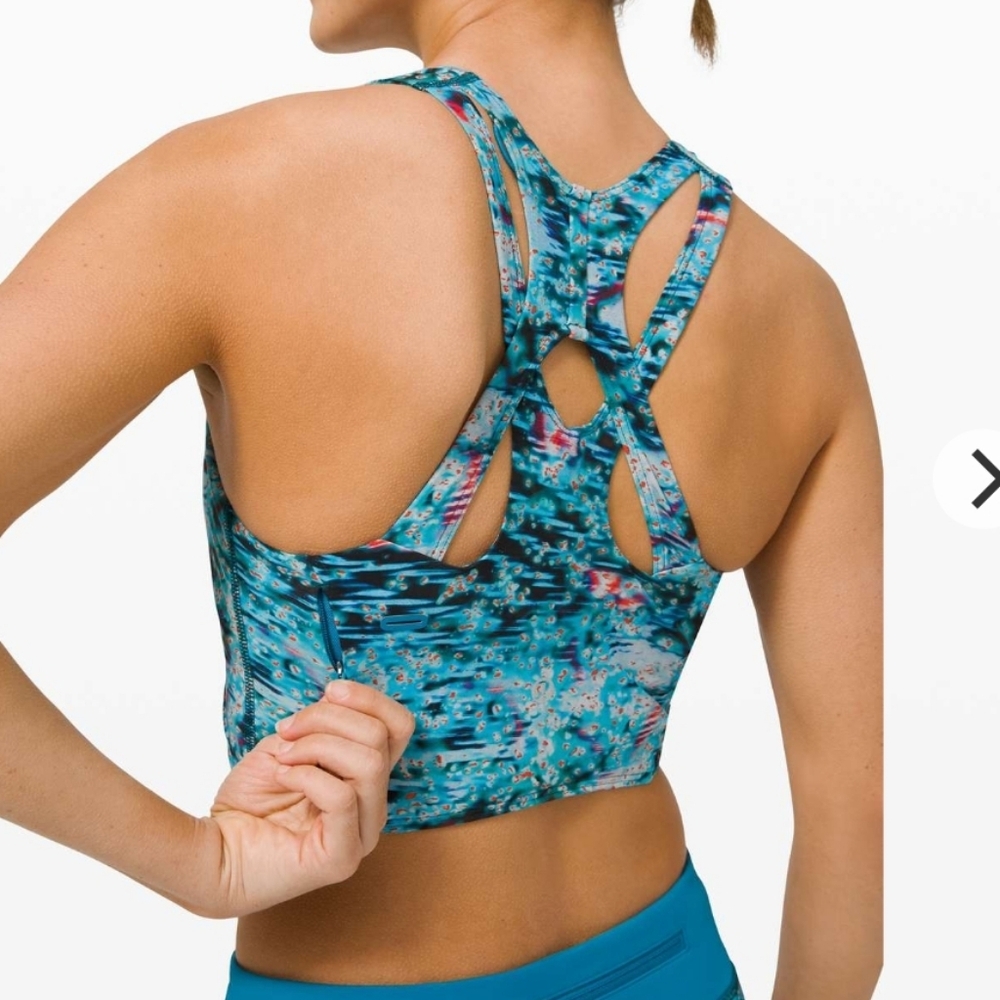 Lululemon Stash It Bra Size 4 NEW